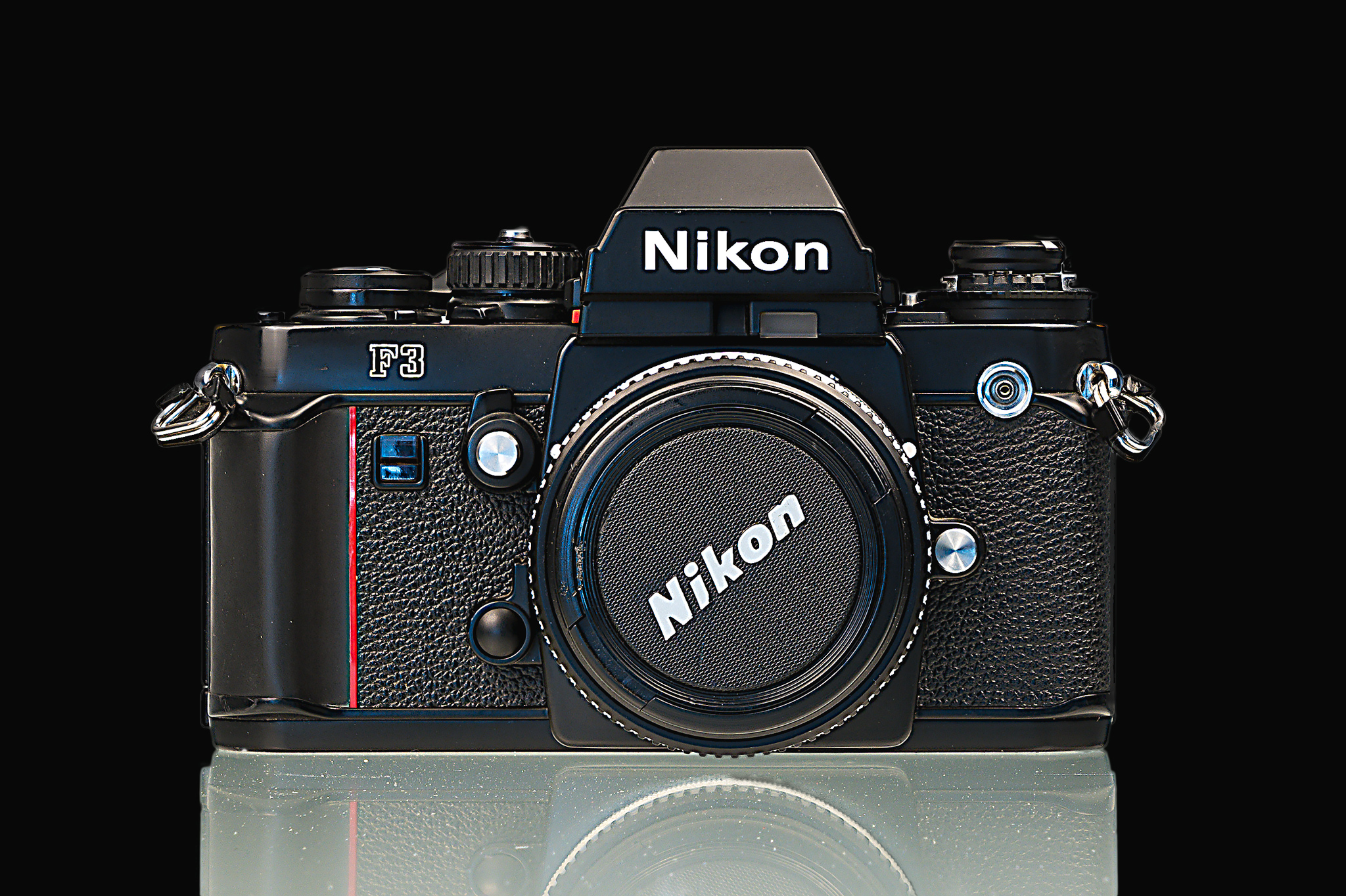 Nikon-F3_2021-10-05-12-39-56-(A,Radius3,Smoothing6)-Bearbeitet